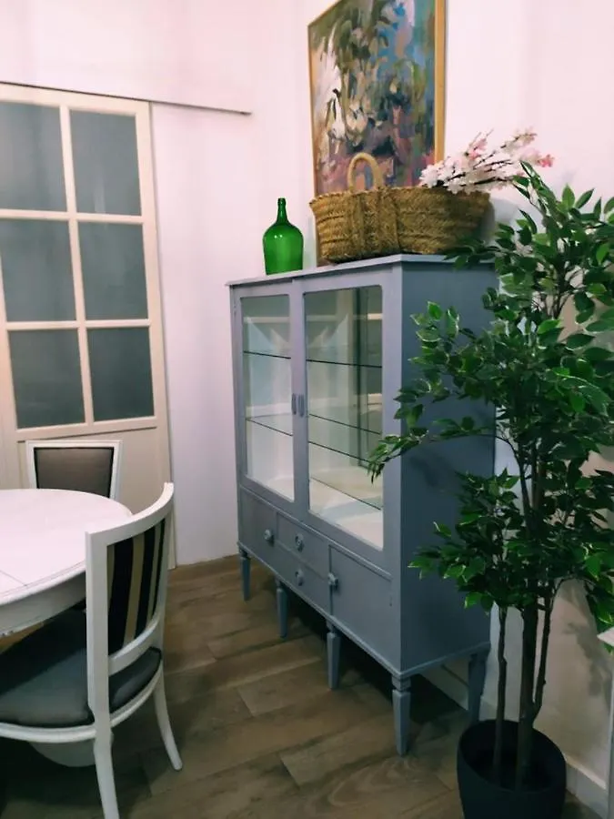 Aparthome Jupiter Centro-Nervion Seville